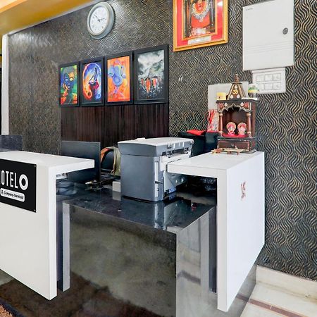 Super Hotel O Insaf Nagar Munshipuliya Formerly Vibrant Chinhat Экстерьер фото