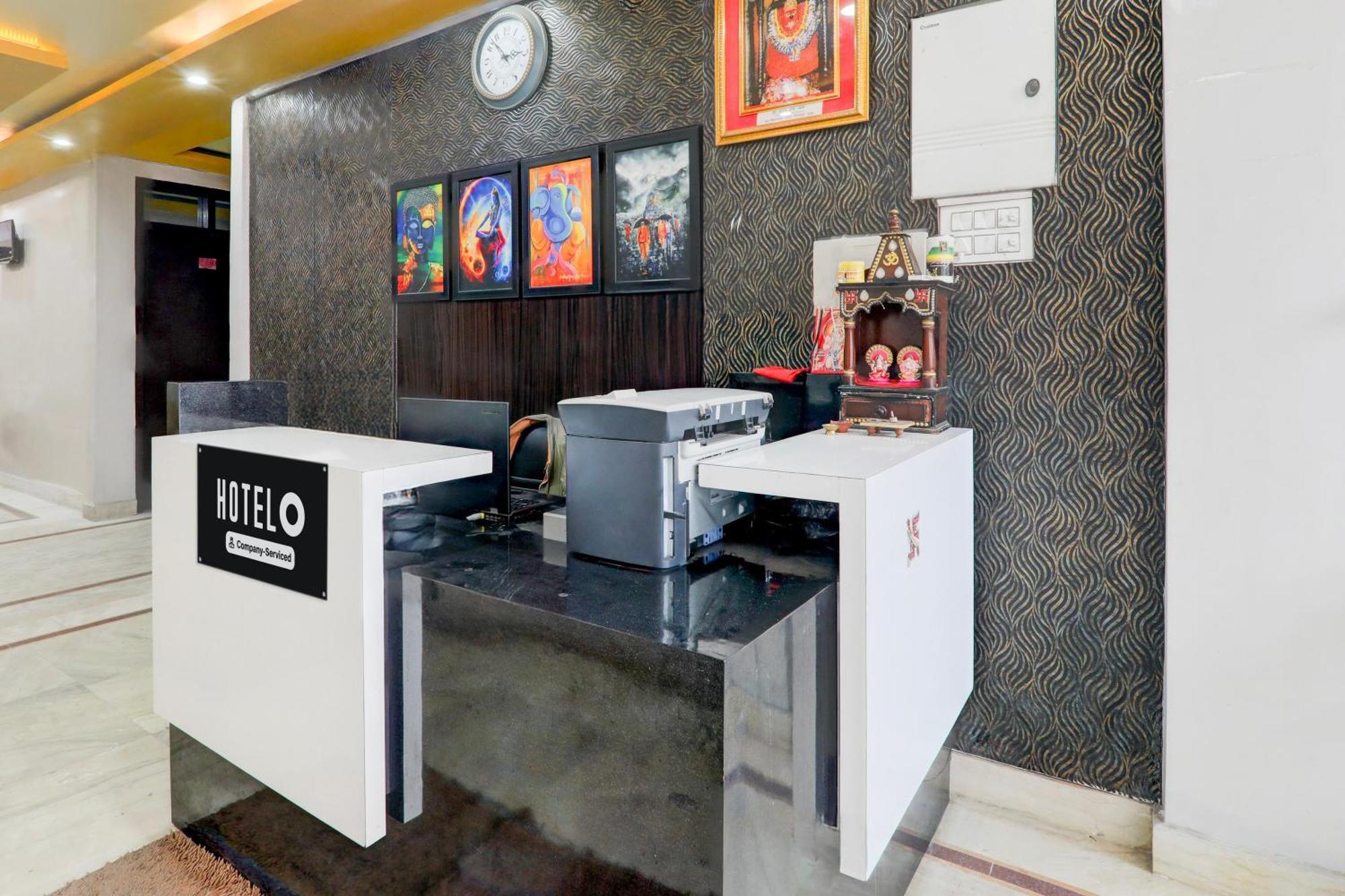 Super Hotel O Insaf Nagar Munshipuliya Formerly Vibrant Chinhat Экстерьер фото